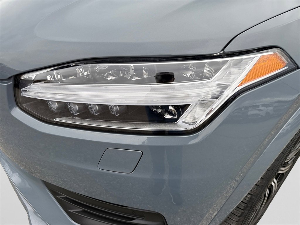 Used 2023 Volvo XC90 B5 Core w/ Climate Package image 23