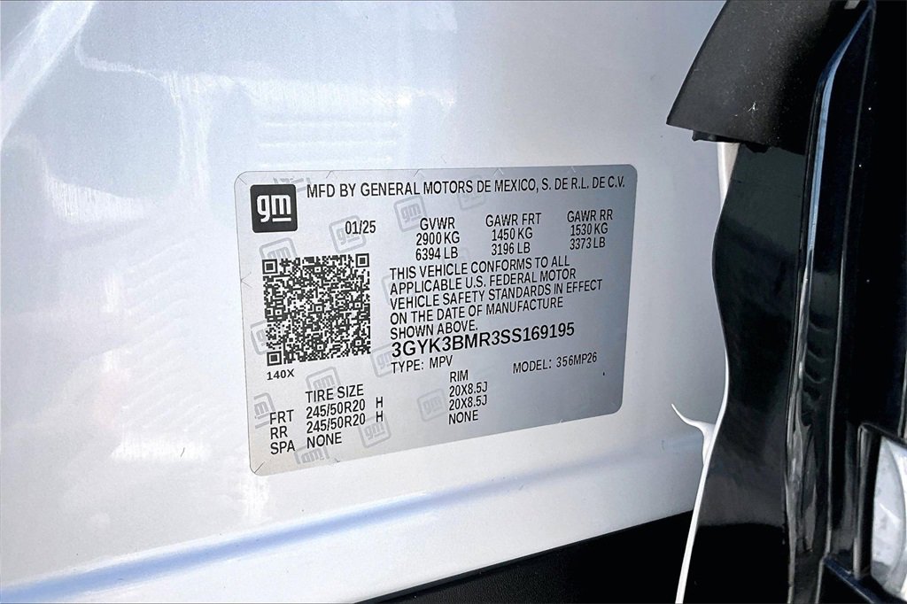 Certified 2025 Cadillac Optiq Luxury 1 image 32