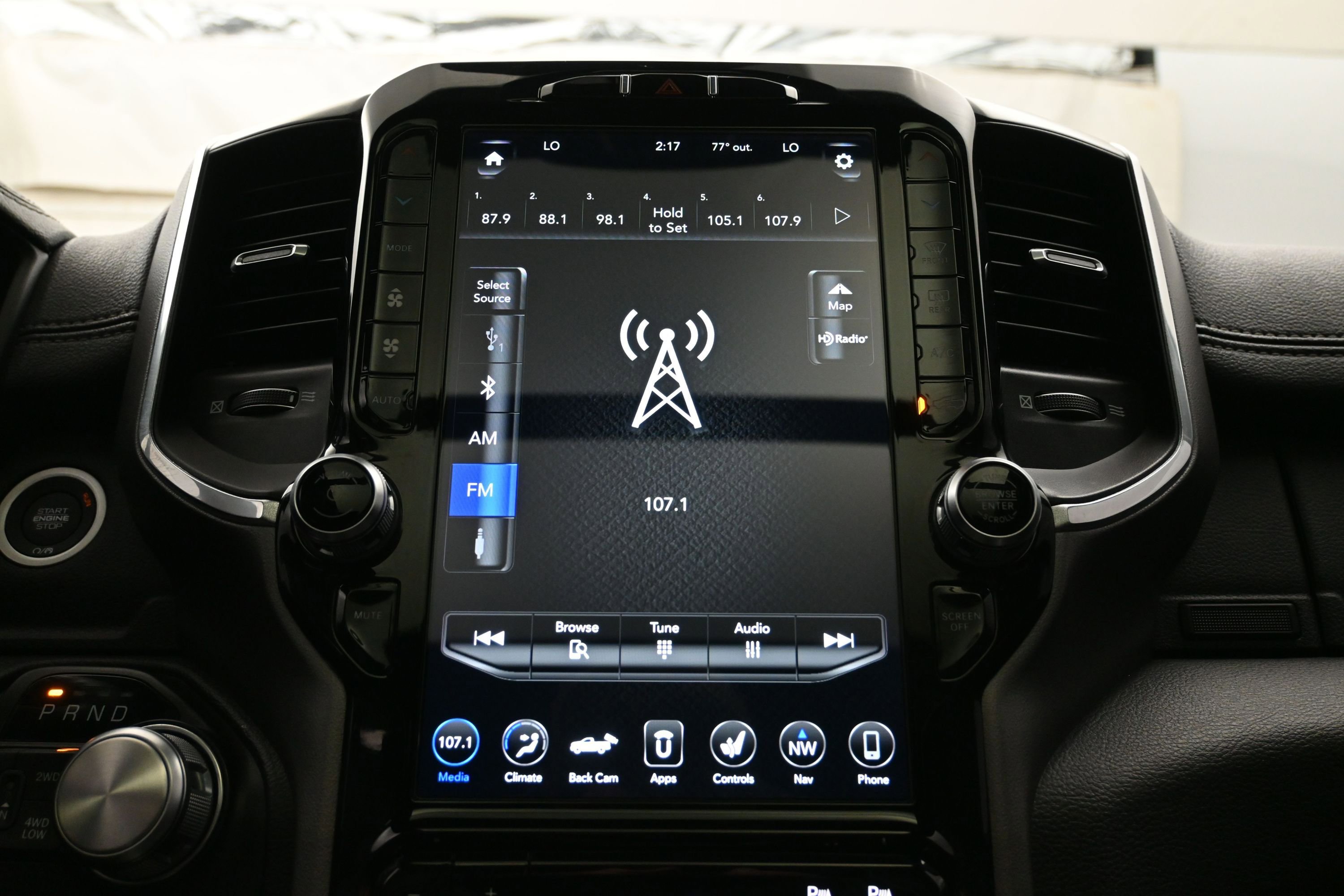 Used 2020 RAM 1500 Laramie w/ Sport Appearance Package AWD/4WD image 34