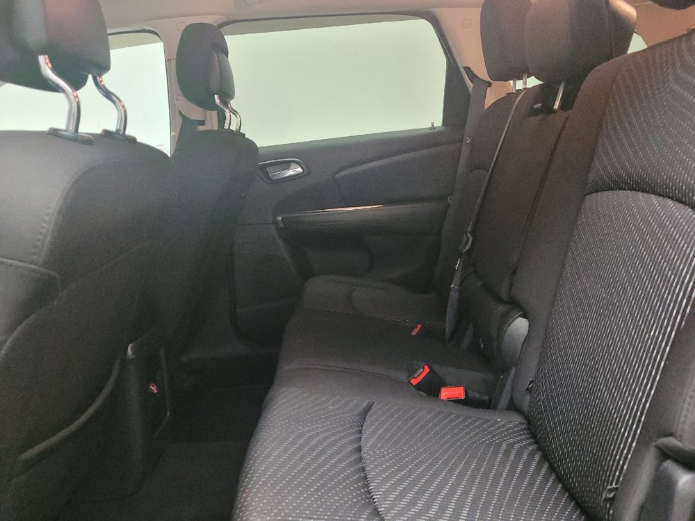 Used 2016 Dodge Journey SXT image 18