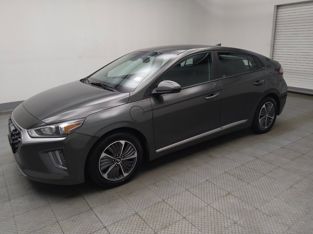 Used 2022 Hyundai Ioniq SE FWD image 2