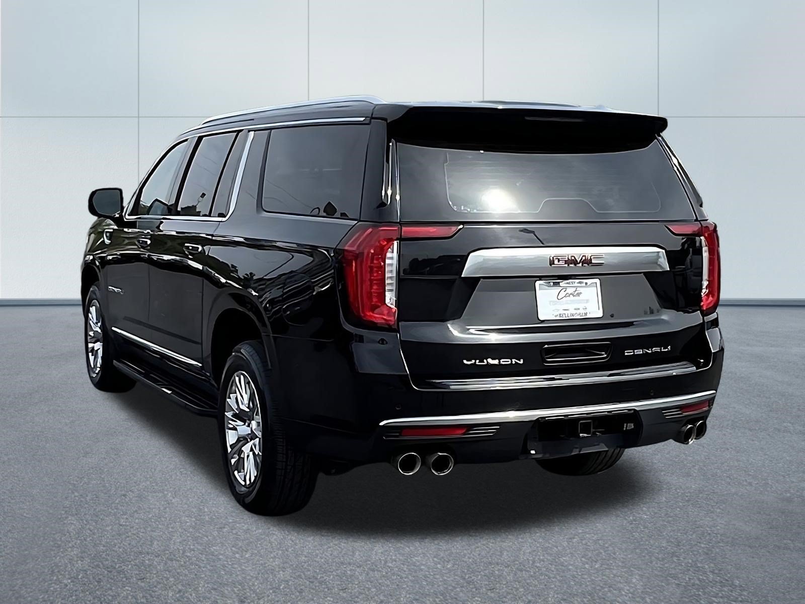 Used 2024 GMC Yukon XL Denali AWD/4WD image 4