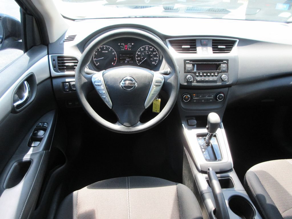 Used 2017 Nissan Sentra S FWD image 13