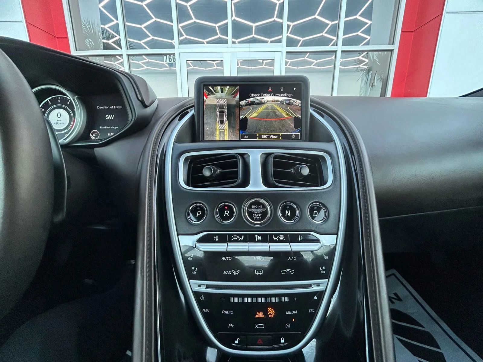 Used 2020 Aston Martin DB11 Coupe image 15