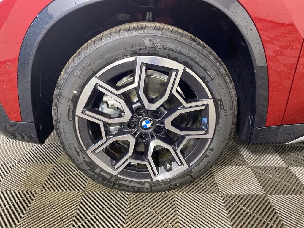 New 2026 BMW X1 xDrive28i AWD/4WD image 6