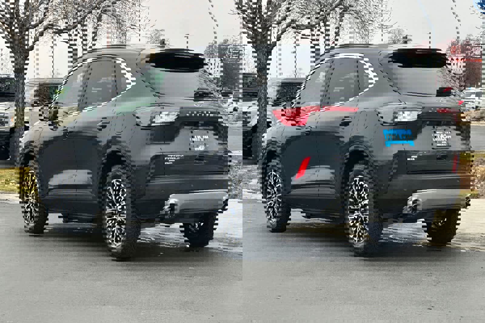 Certified 2022 Ford Escape Titanium w/ Titanium Premium Package image 6