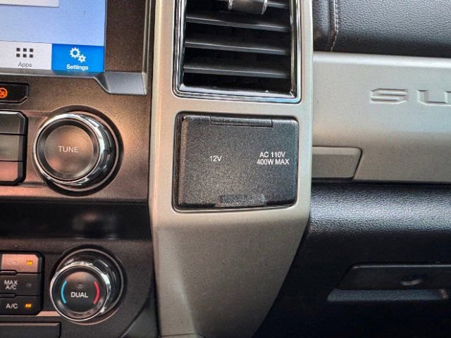 Used 2019 Ford F350 Lariat image 39