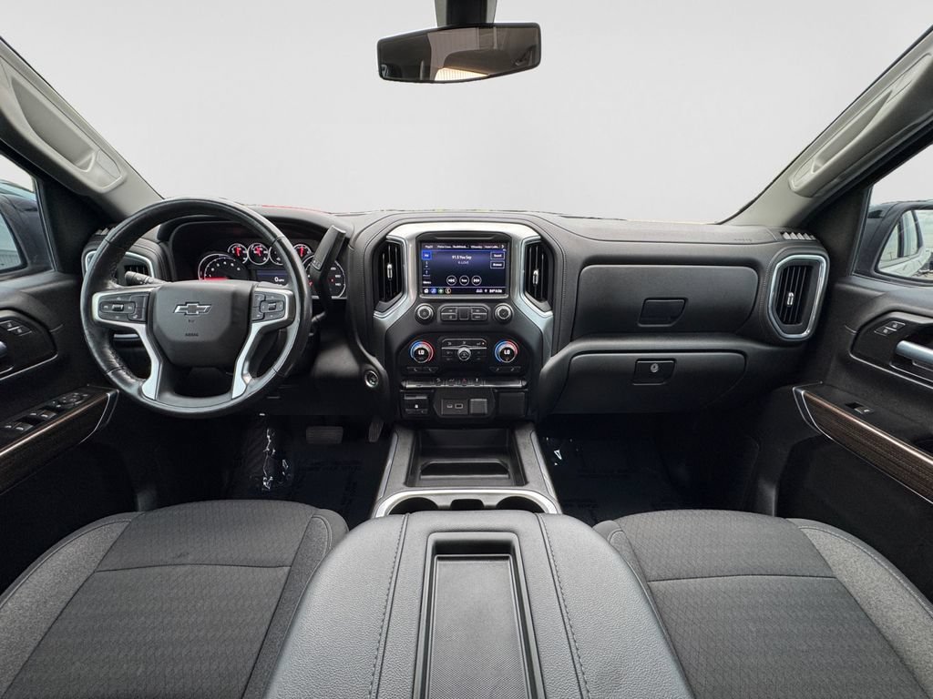 Used 2021 Chevrolet Silverado 1500 LT Trail Boss w/ Bed Protection Package AWD/4WD image 15