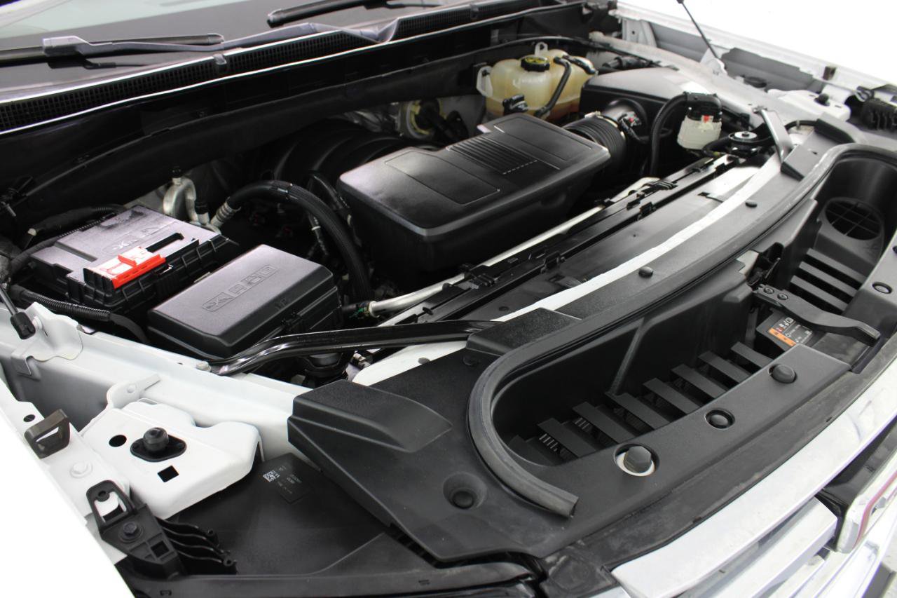 Used 2022 GMC Yukon SLT w/ SLT Premium Package image 82