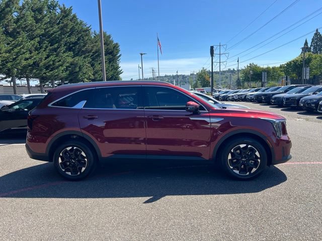 Certified 2025 Kia Sorento S w/ Panoramic Sunroof Package FWD image 8