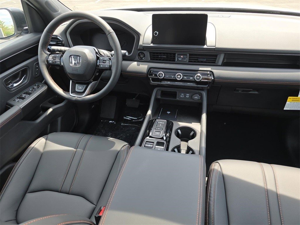 New 2025 Honda Pilot TrailSport image 25