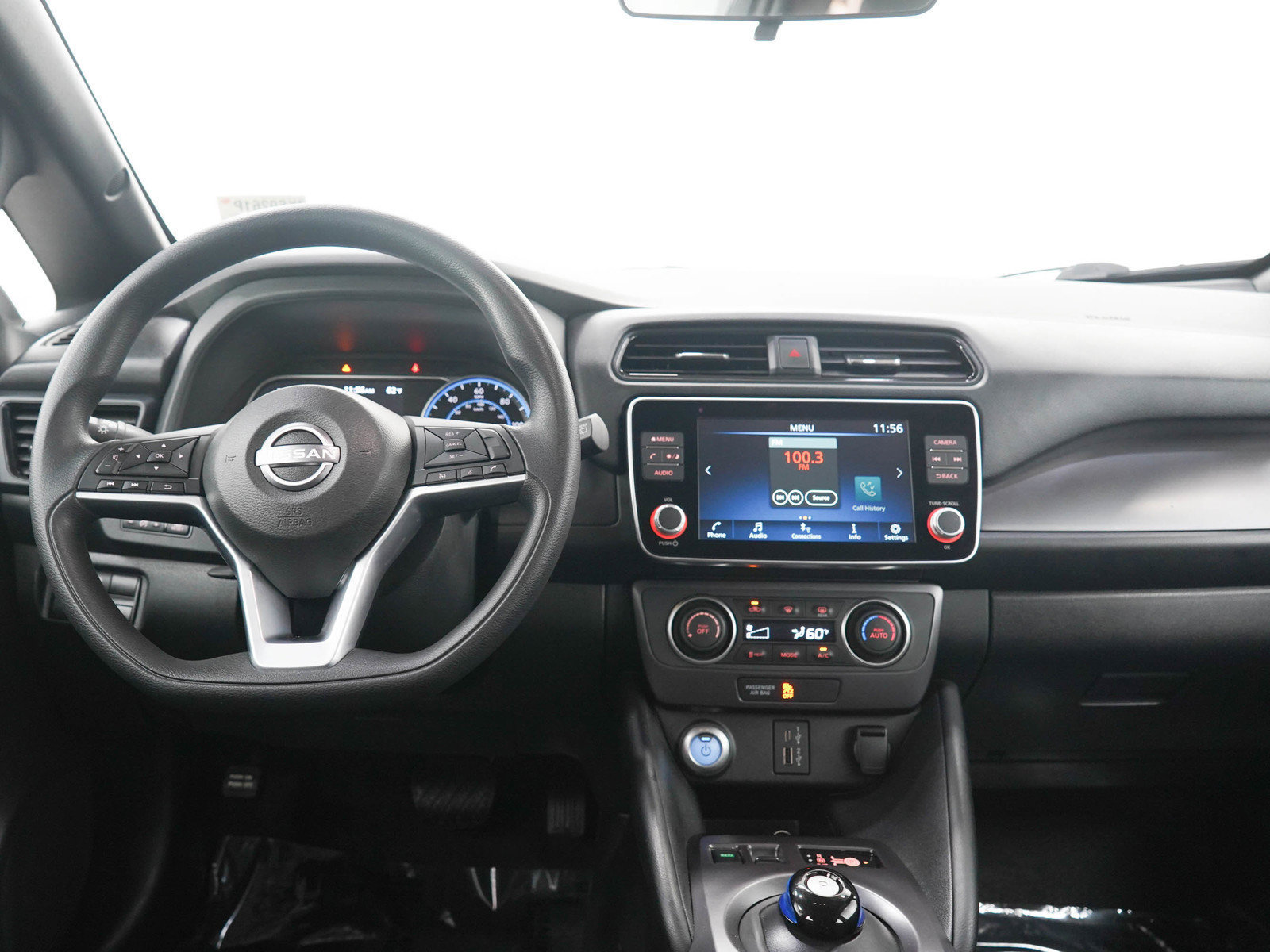 Used 2025 Nissan Leaf S FWD image 14