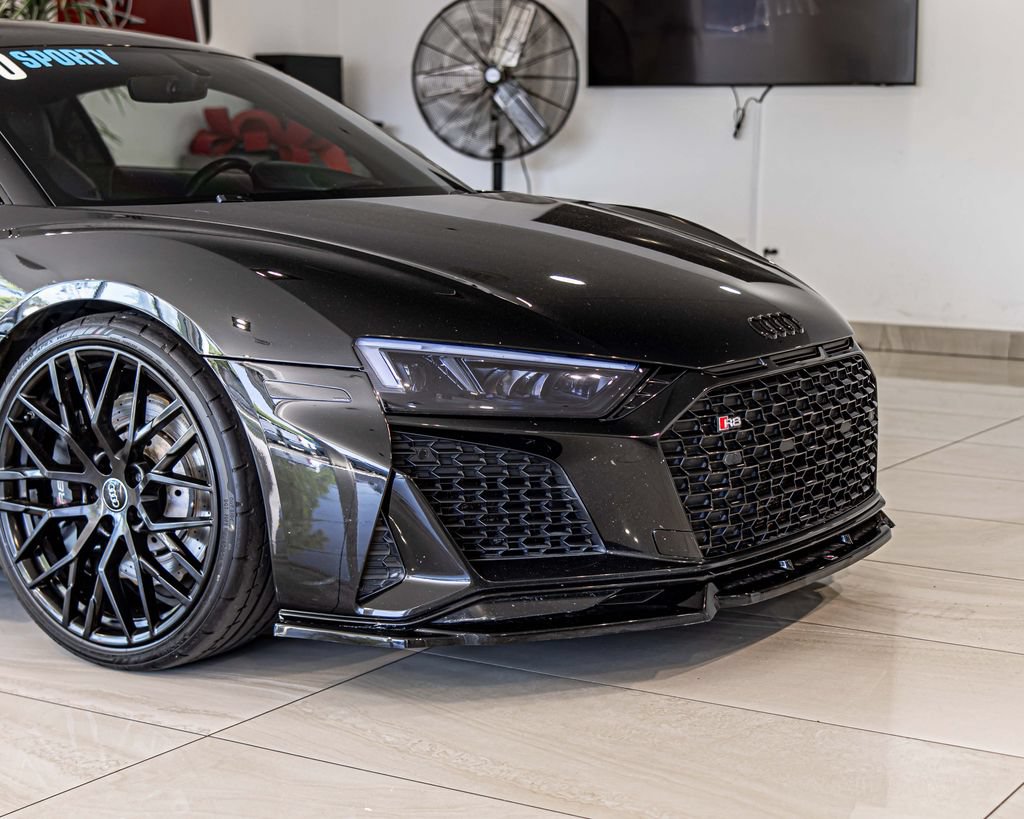 Used 2020 Audi R8 V10 AWD/4WD image 3