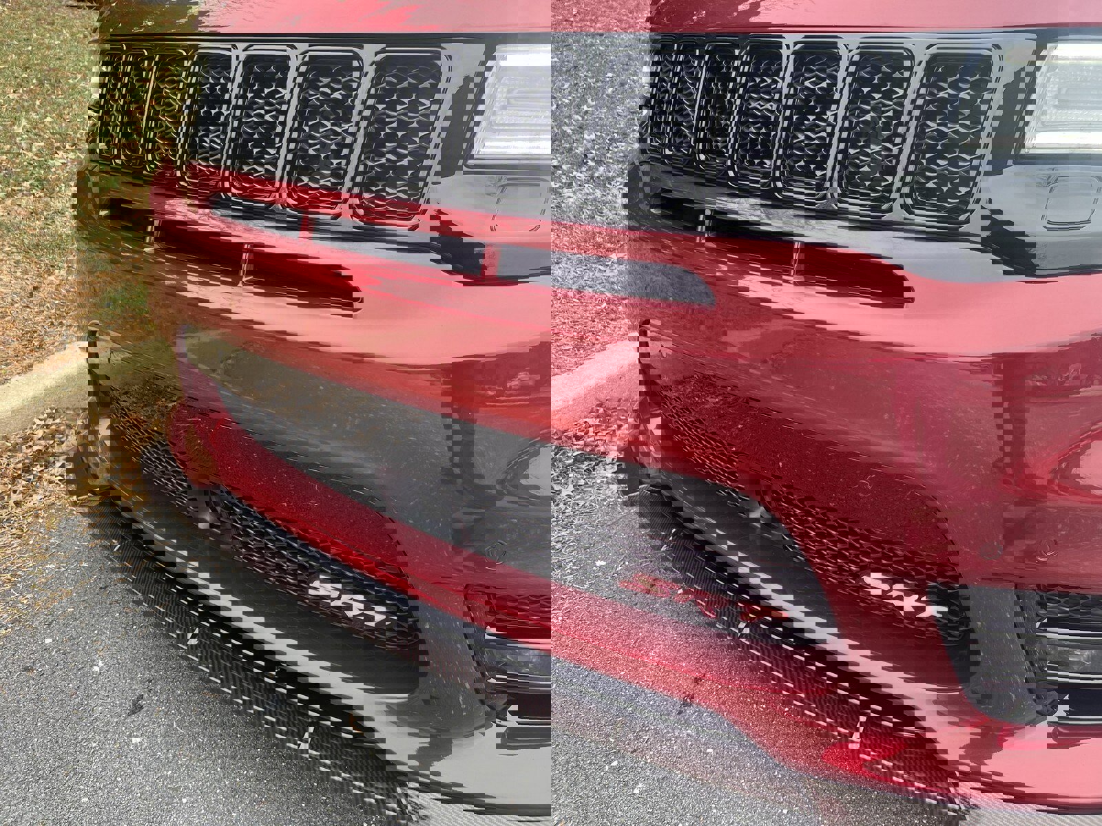 Used 2018 Jeep Grand Cherokee SRT image 80