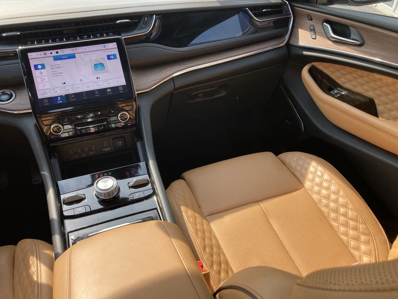 Used 2023 Jeep Grand Cherokee L Summit w/ Advanced Protech Group IV image 25