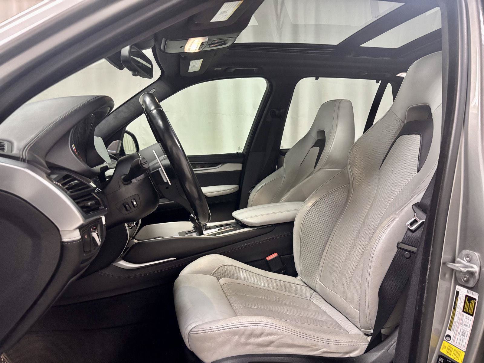 Used 2015 BMW X5 M AWD/4WD image 16