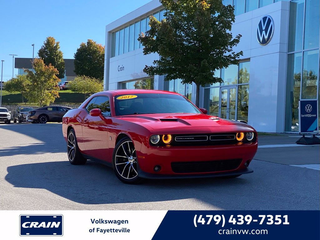 Used 2017 Dodge Challenger R/T Scat Pack w/ Leather Interior Group RWD image 1