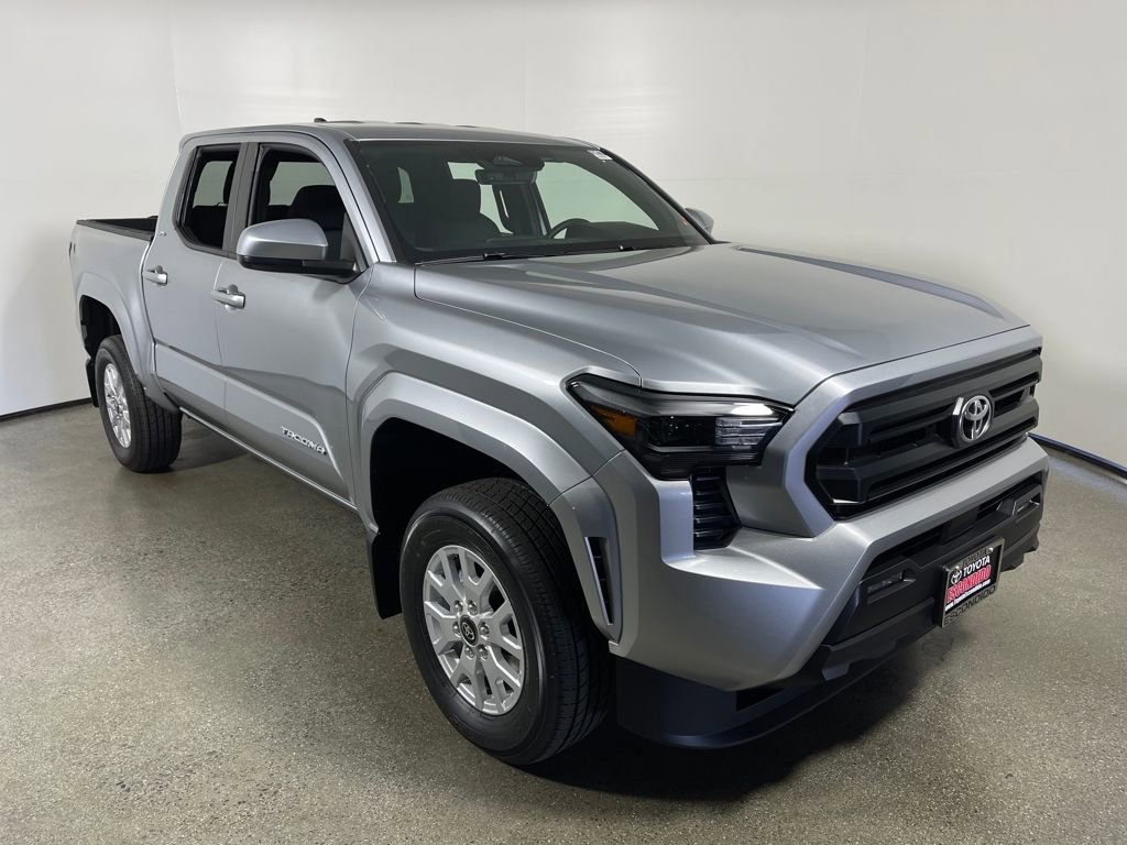New 2025 Toyota Tacoma SR5