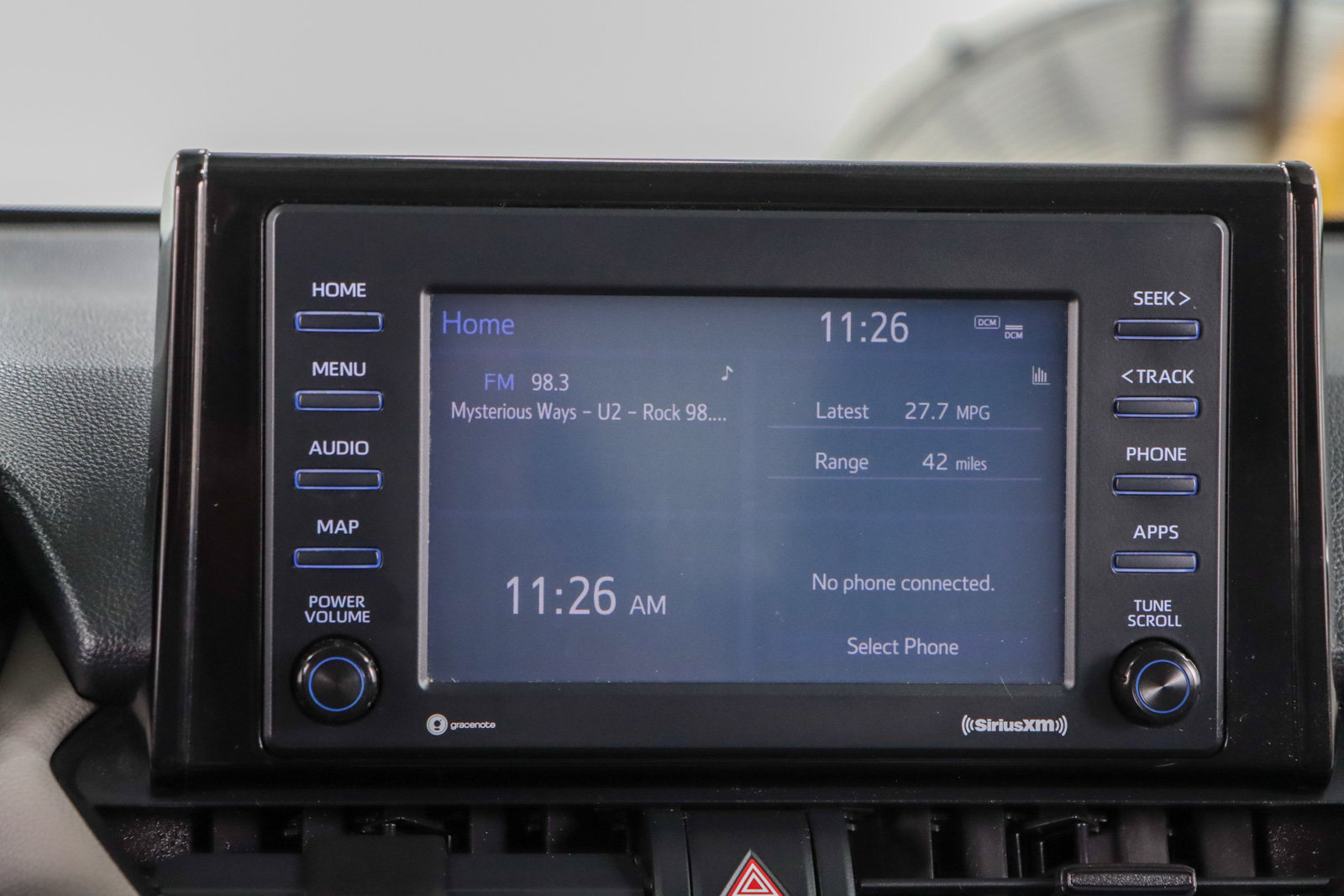 Used 2020 Toyota RAV4 XLE FWD image 19