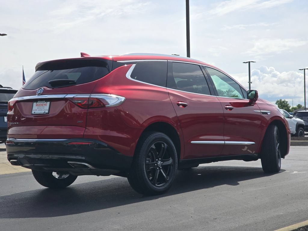 Used 2023 Buick Enclave Essence w/ Sport Touring Edition AWD/4WD image 17