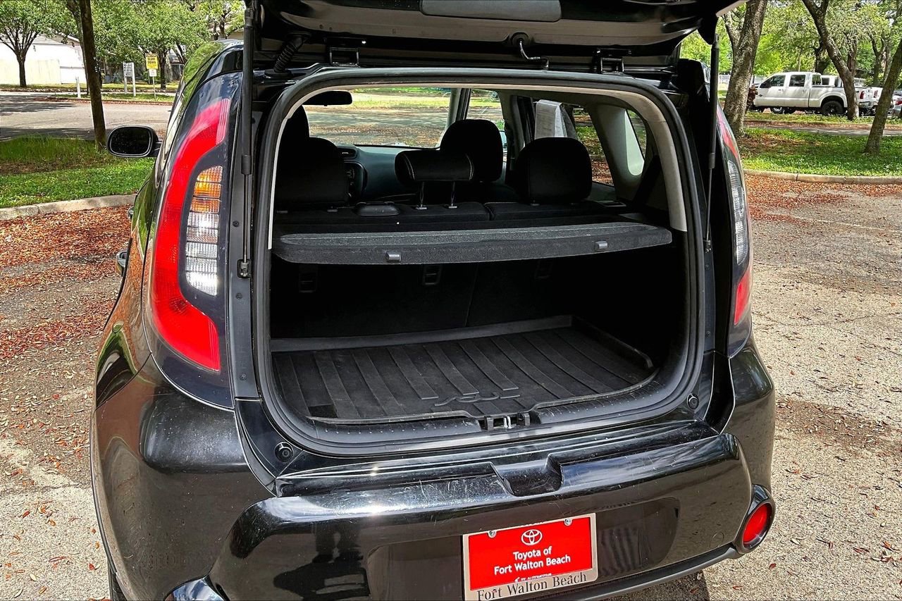 Used 2016 Kia Soul + FWD image 36