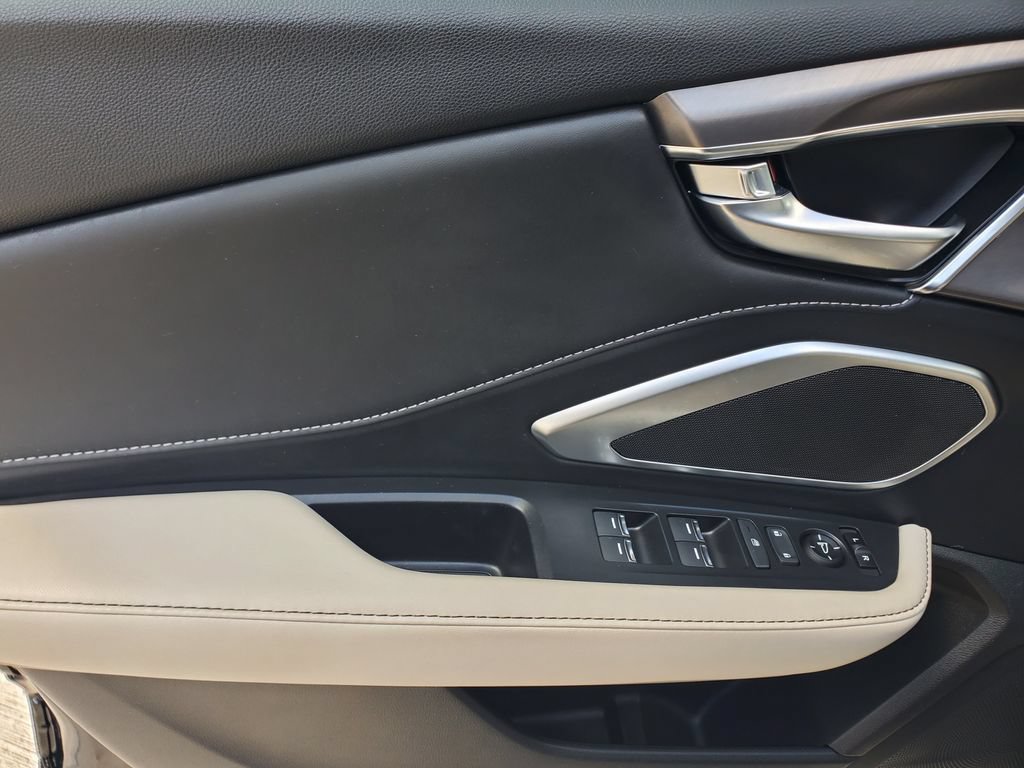 Used 2025 Acura RDX SH-AWD image 20