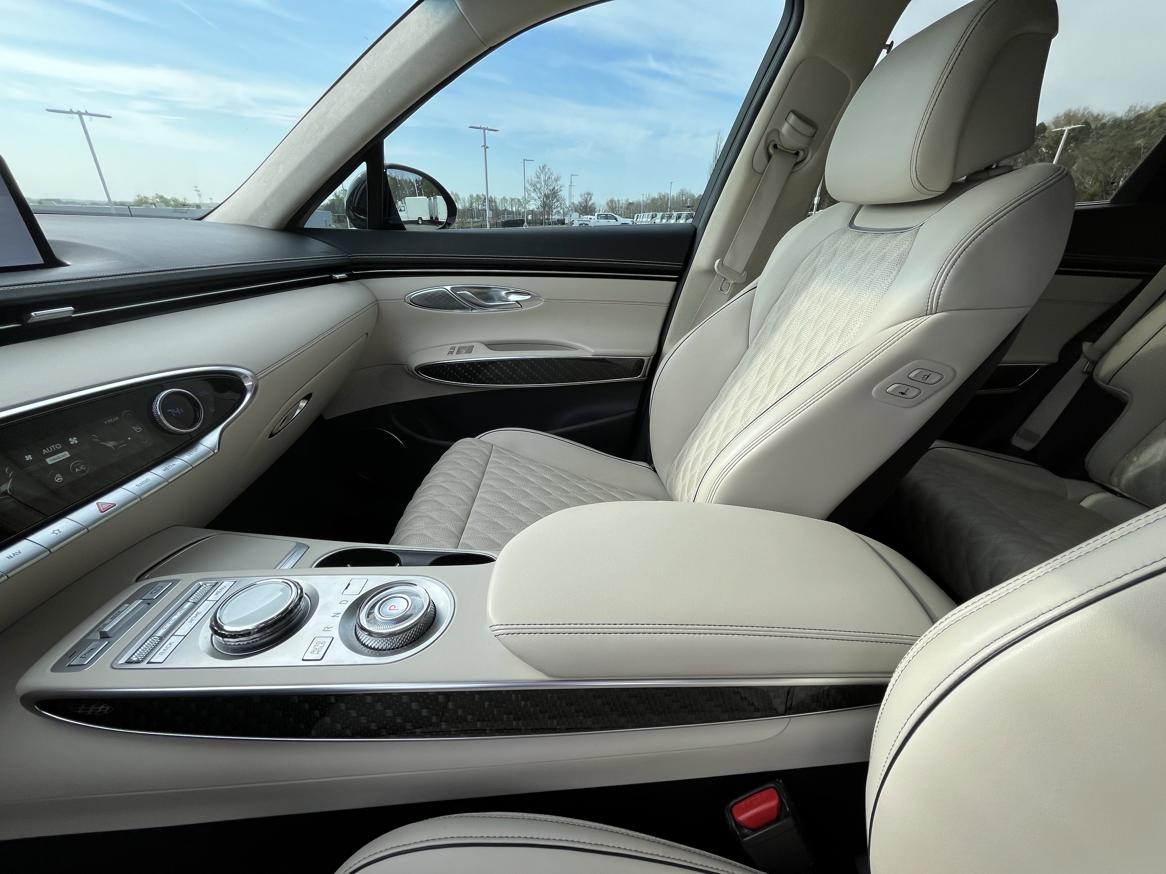 Used 2023 Genesis GV70 3.5T Sport w/ Sport Prestige Package image 25