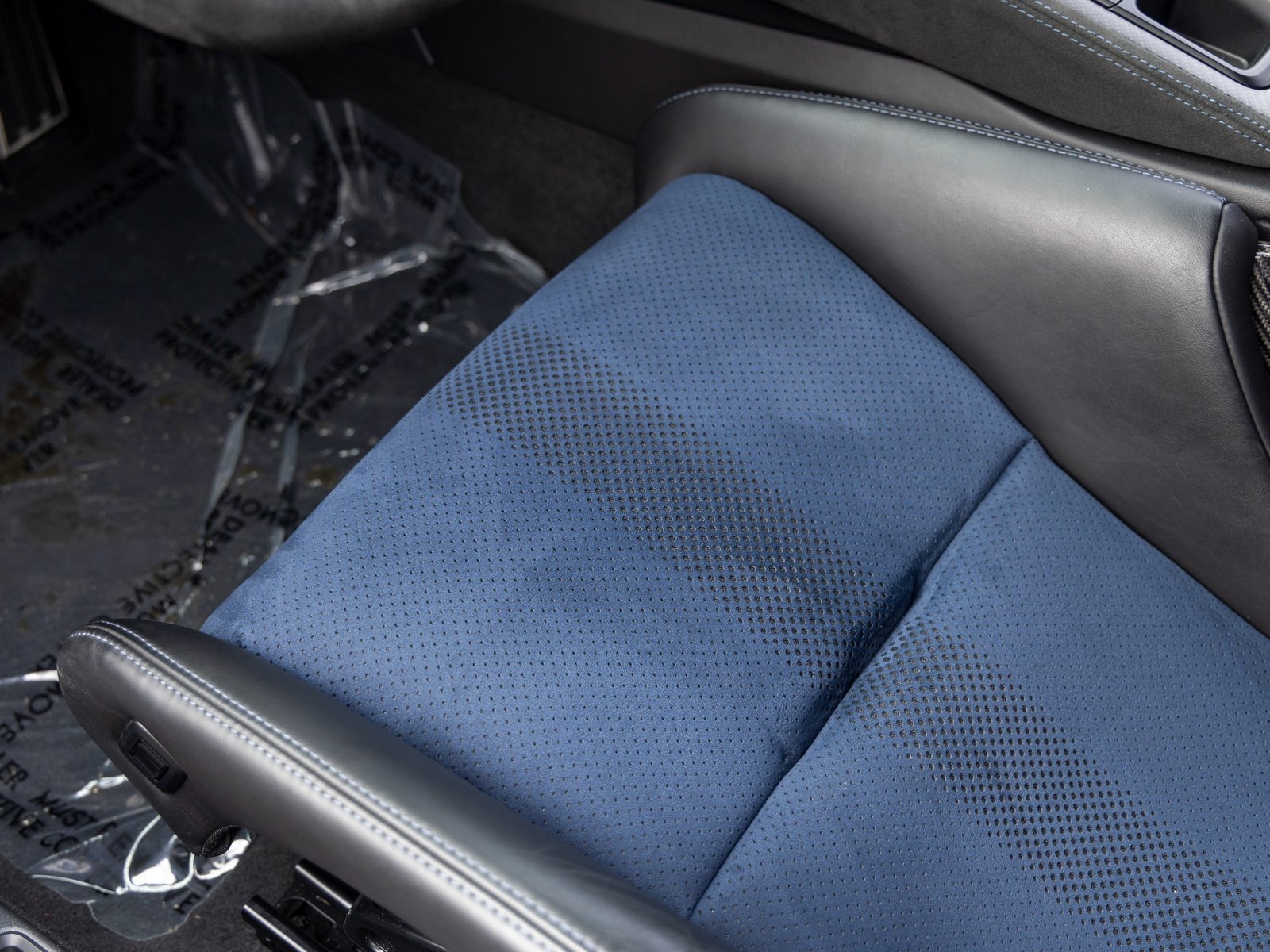 Used 2023 Porsche 718 Cayman GT4 RS image 36