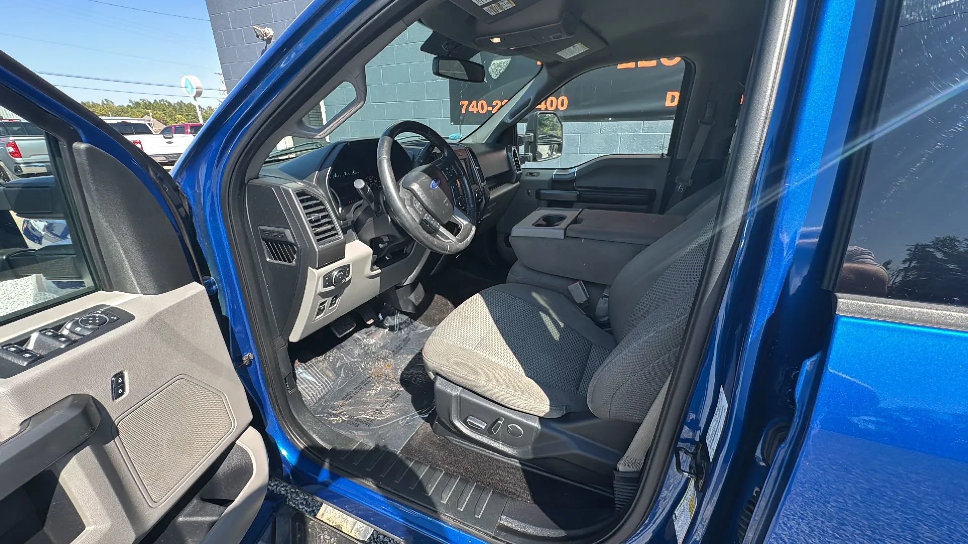 Used 2018 Ford F150 XLT w/ Equipment Group 302A Luxury image 9