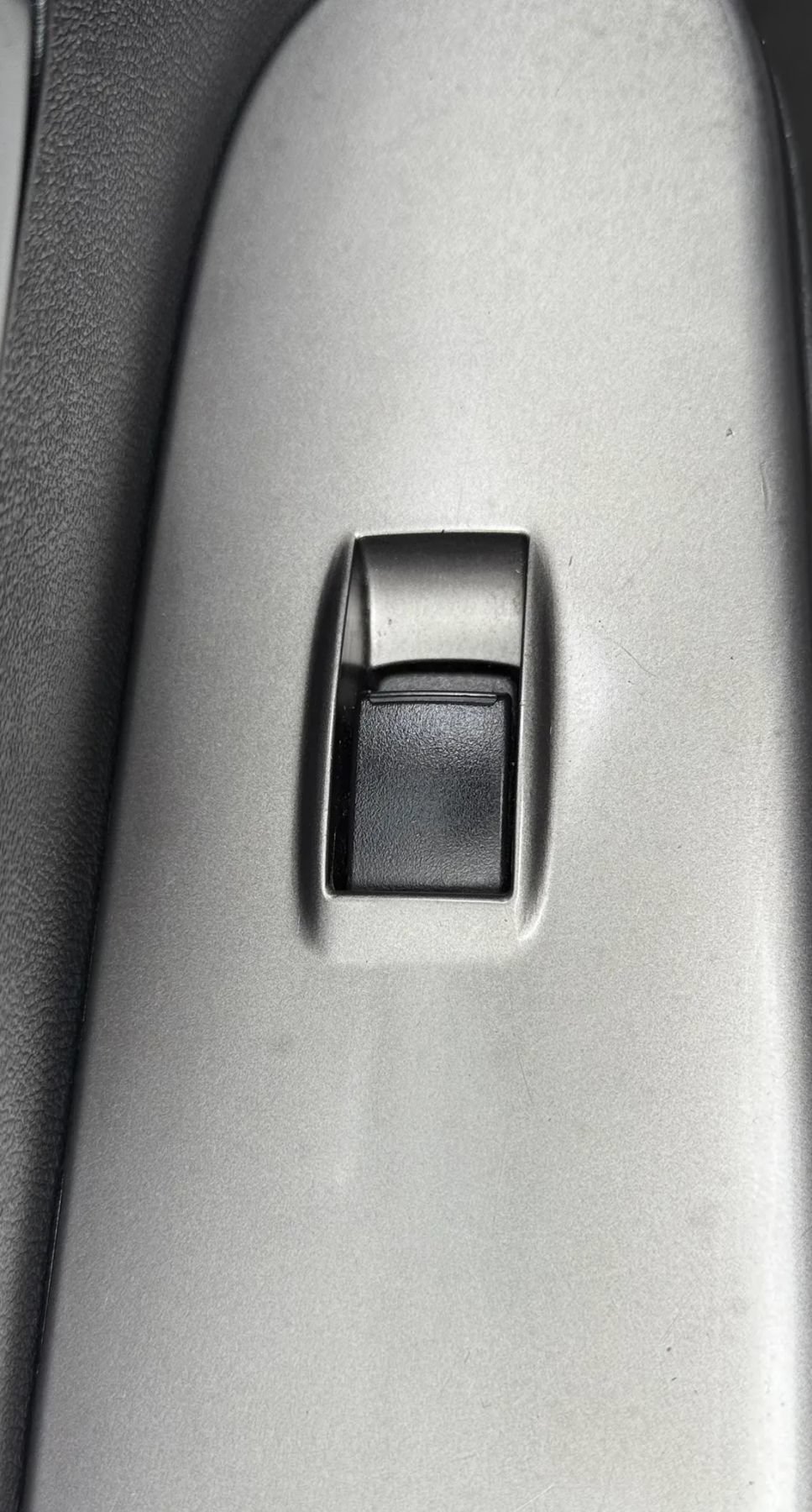 Used 2018 Mitsubishi Outlander Sport ES FWD image 25
