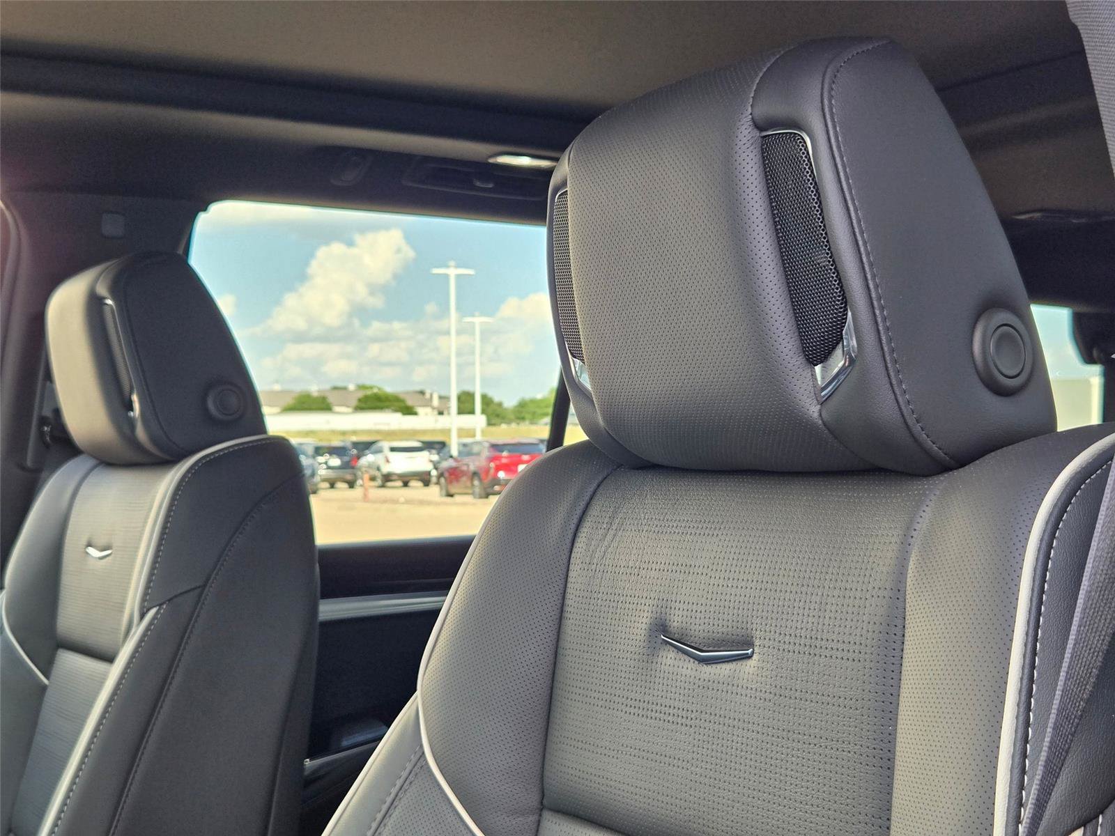 New 2026 Cadillac Escalade Sport w/ Touring Package AWD/4WD image 12