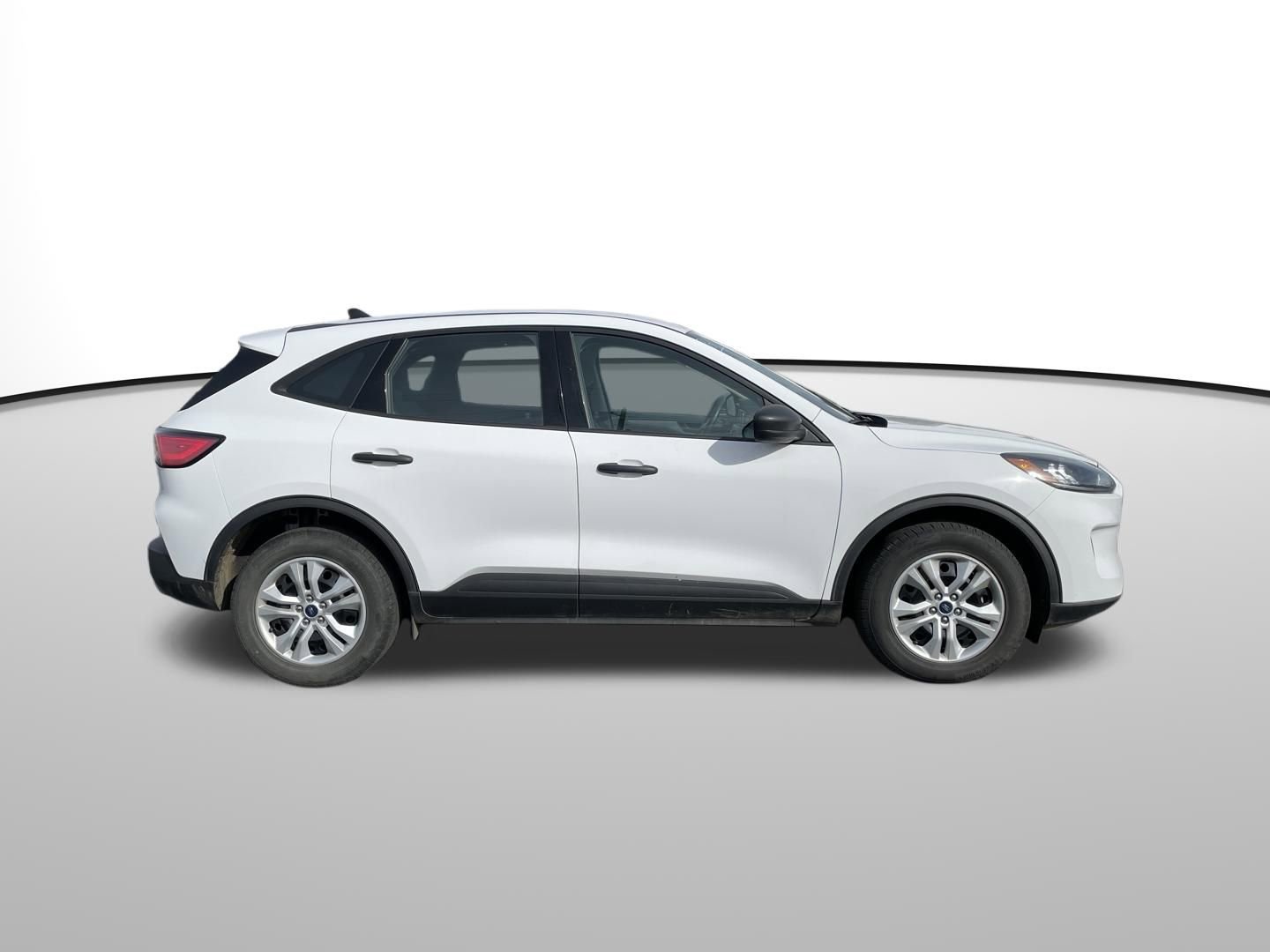 Used 2020 Ford Escape S image 2