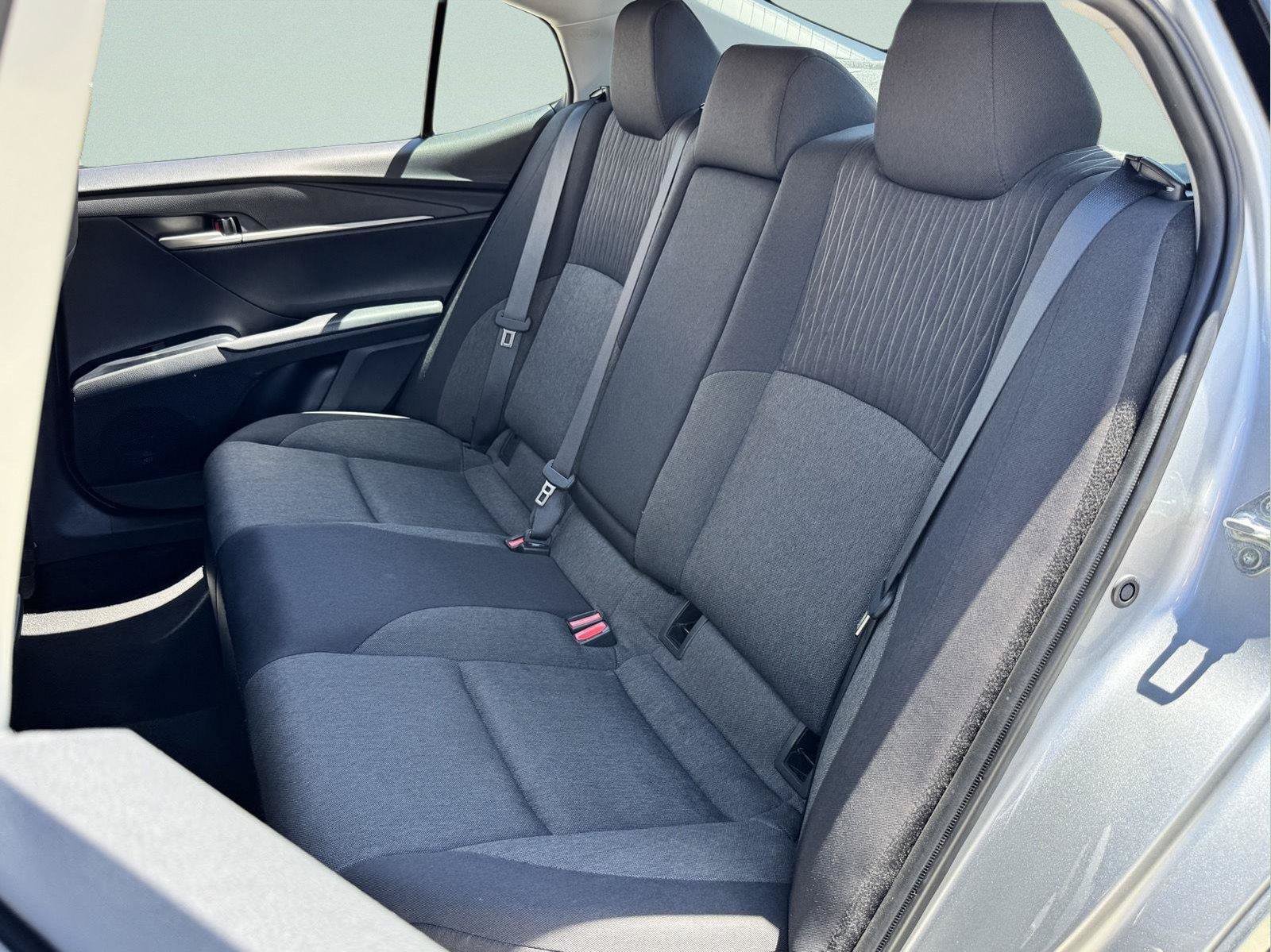 Used 2025 Toyota Camry LE FWD image 31