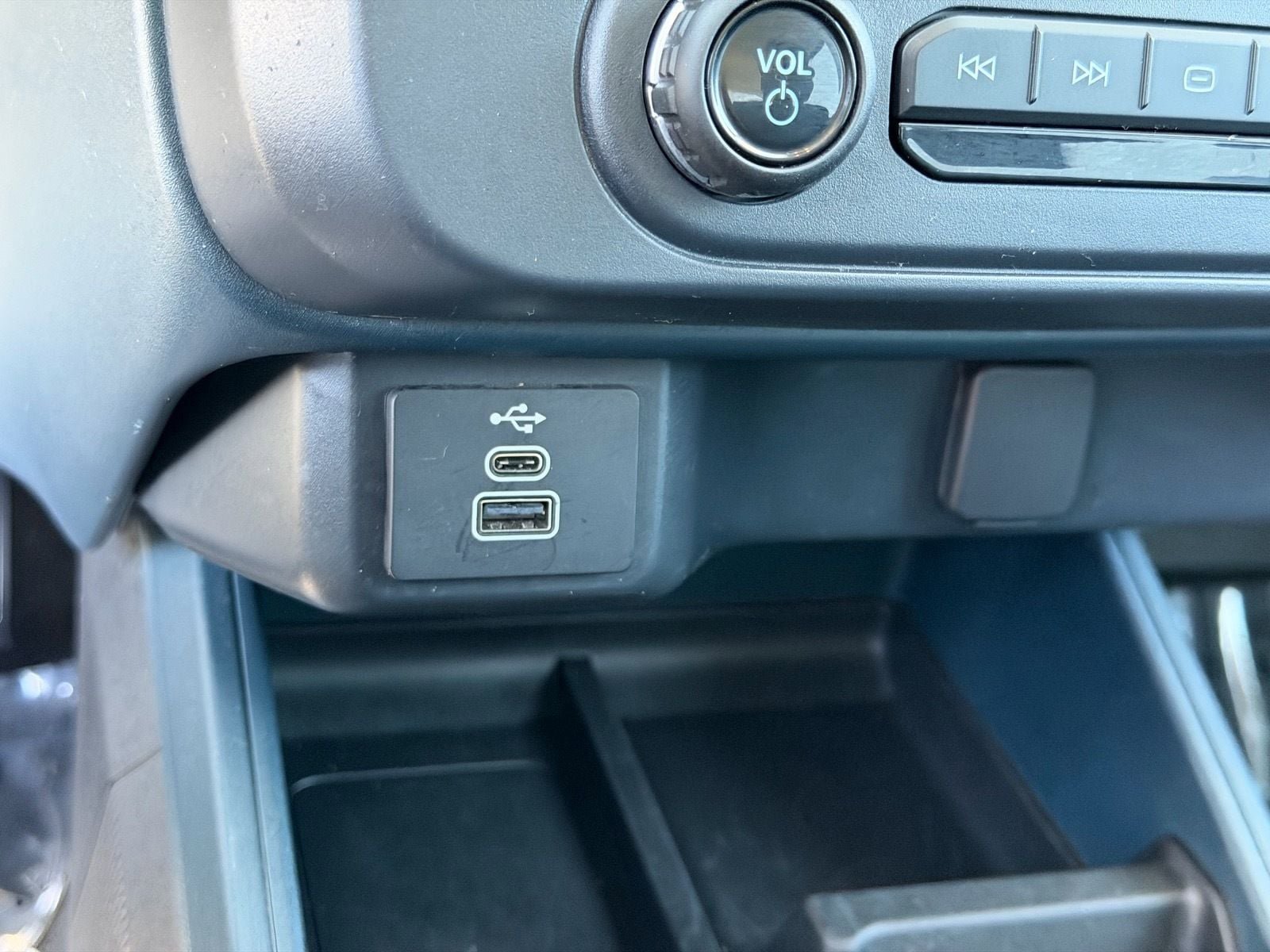 Used 2025 Ford Maverick XL FWD image 30