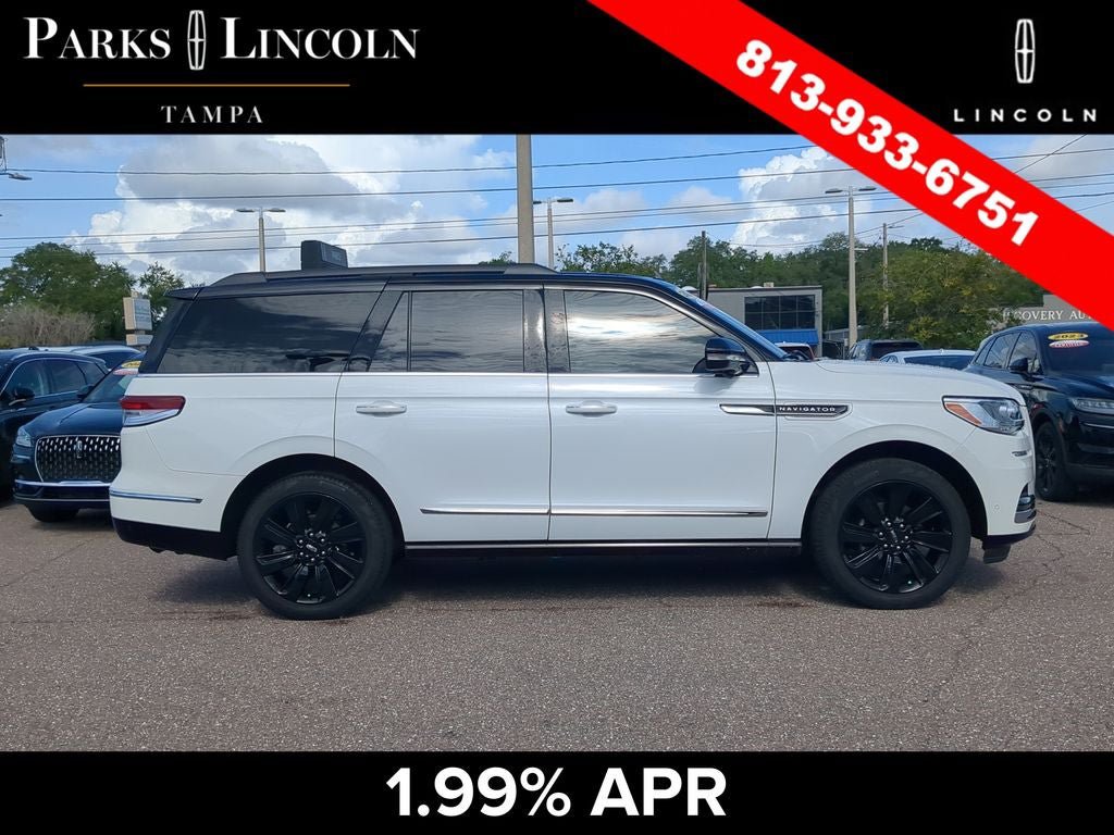 Certified 2024 Lincoln Navigator Black Label AWD/4WD image 3