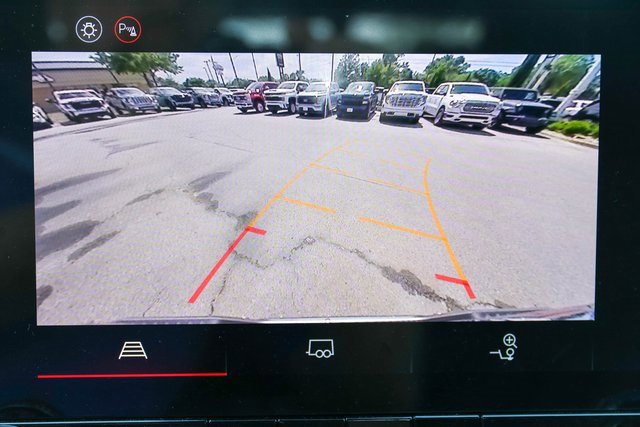 New 2025 GMC Canyon Elevation w/ Convenience Package image 24