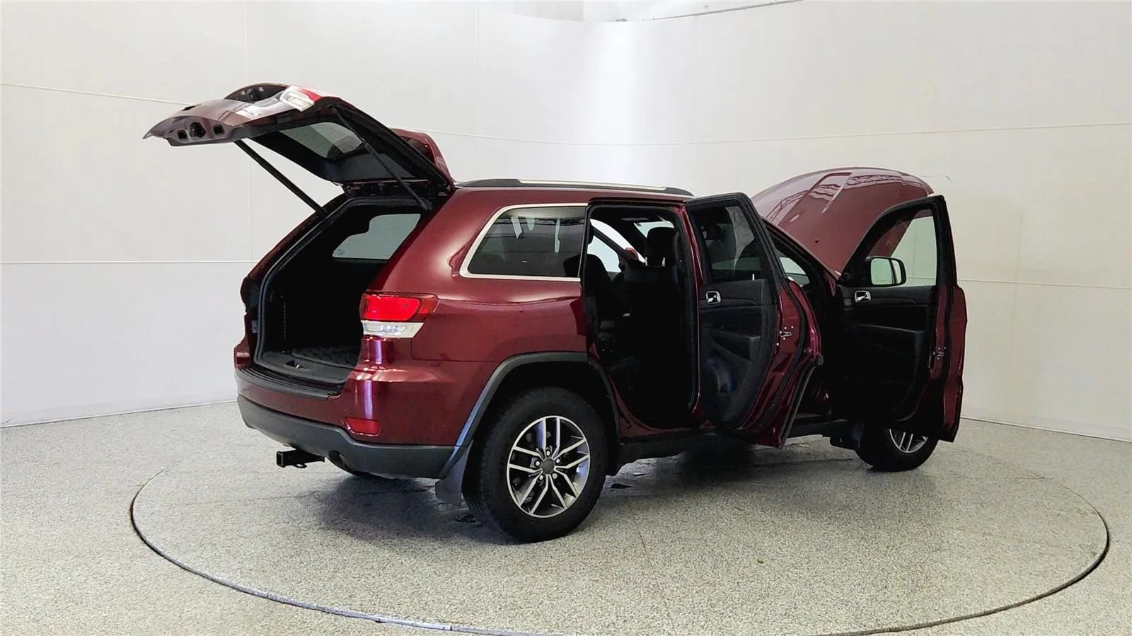Used 2020 Jeep Grand Cherokee Laredo w/ Quick Order Package 2BN North AWD/4WD image 12
