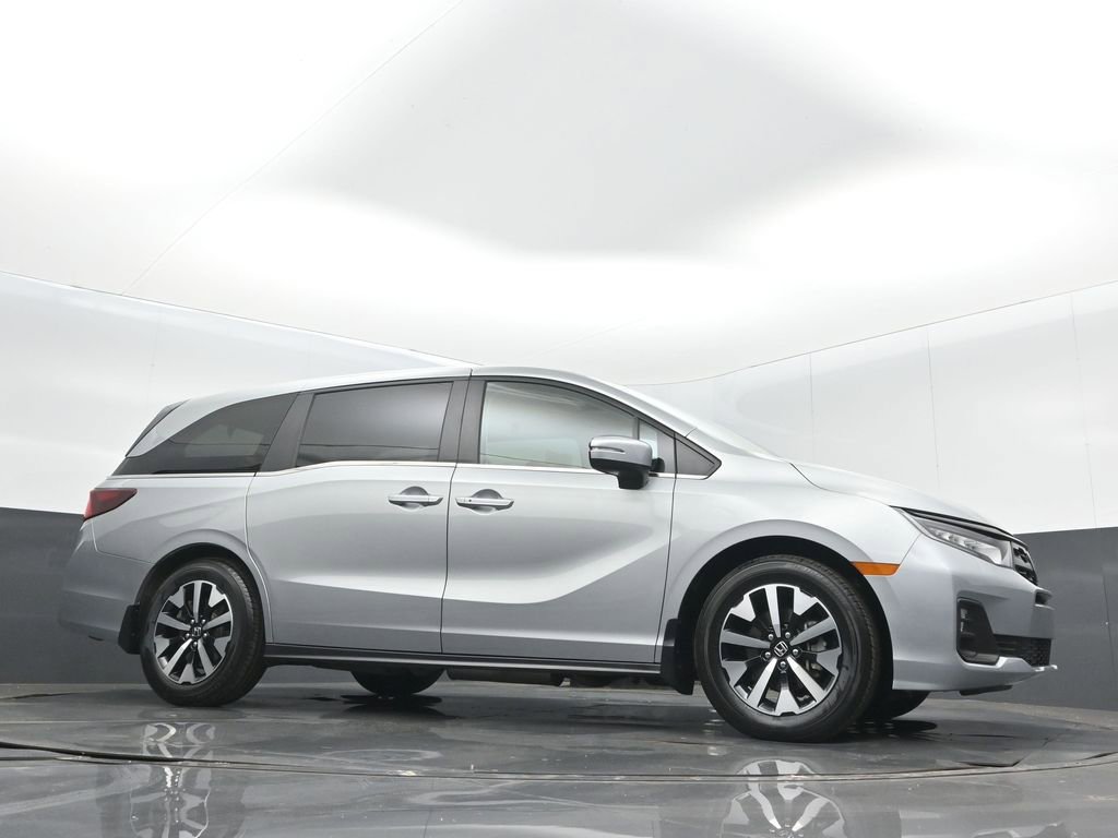 Certified 2025 Honda Odyssey EX-L image 29