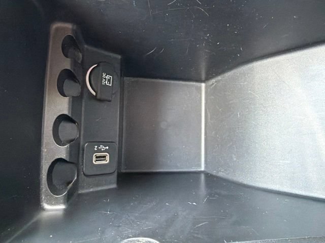 Used 2020 Jeep Cherokee Limited FWD image 34