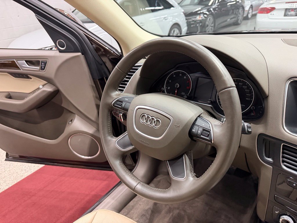 Used 2013 Audi Q5 3.0T Premium Plus AWD/4WD image 40