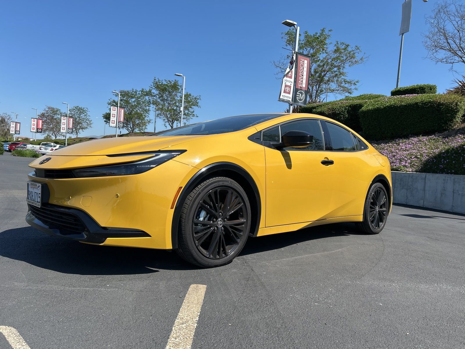 Used 2026 Toyota Prius Plug-In Hybrid image 2