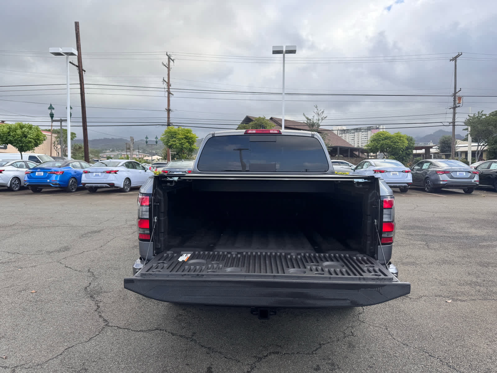 Used 2024 Nissan Frontier SL w/ Technology Package image 12