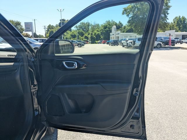 New 2026 Jeep Compass Latitude AWD/4WD image 31