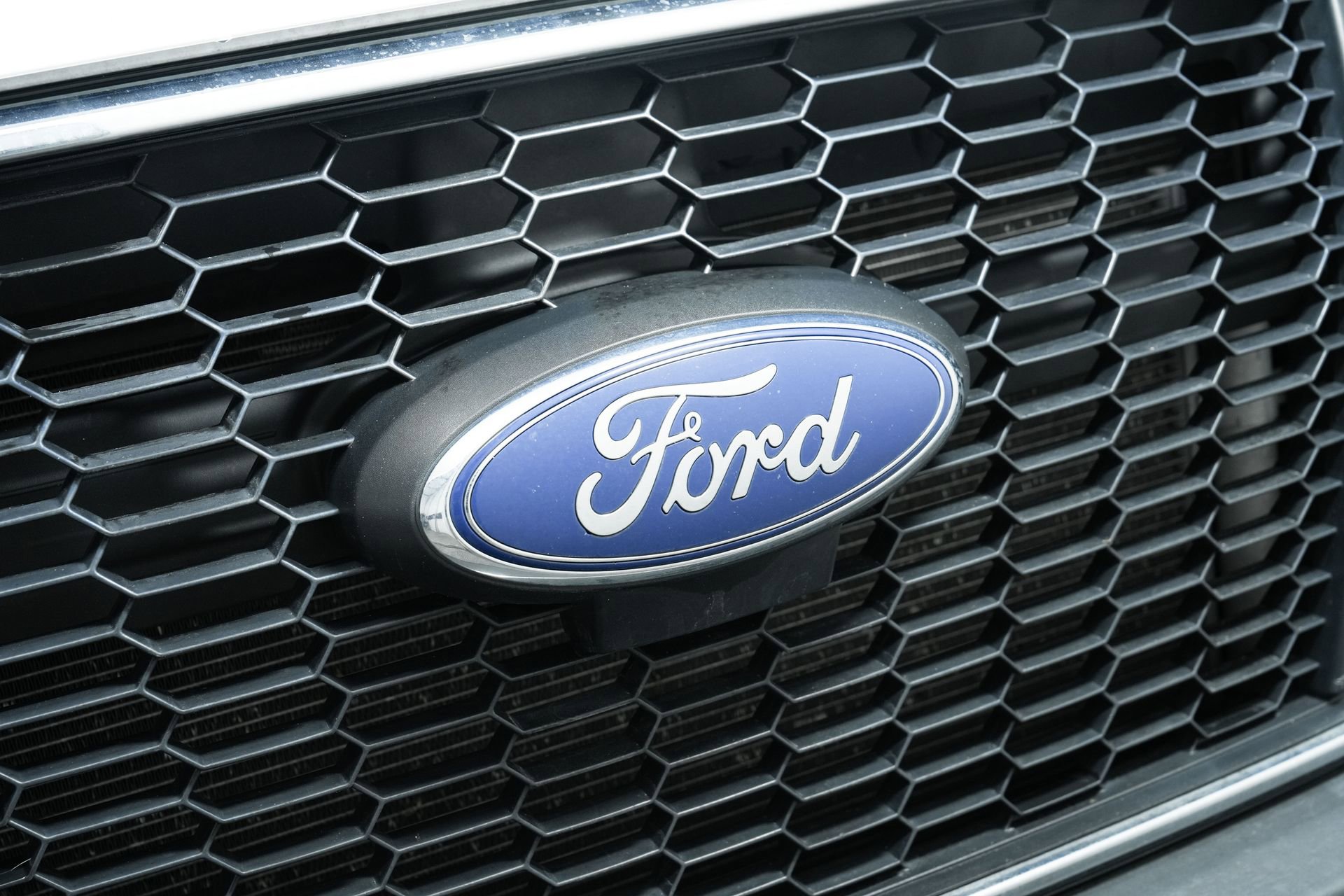 Used 2022 Ford Transit 350 148 High Roof Extended DRW w/ Load Area Protection Package image 16