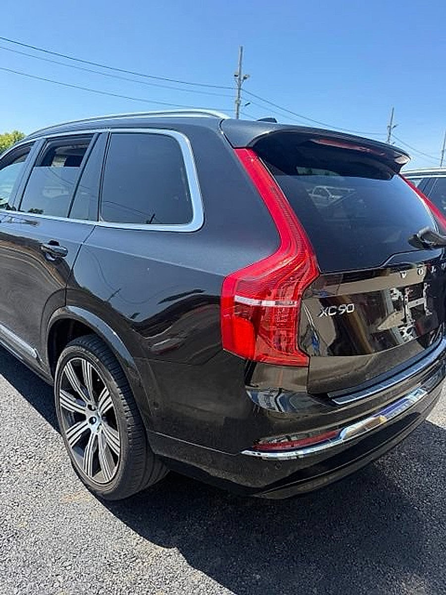 Used 2023 Volvo XC90 B6 Ultimate w/ Protection Package Premier AWD/4WD image 8