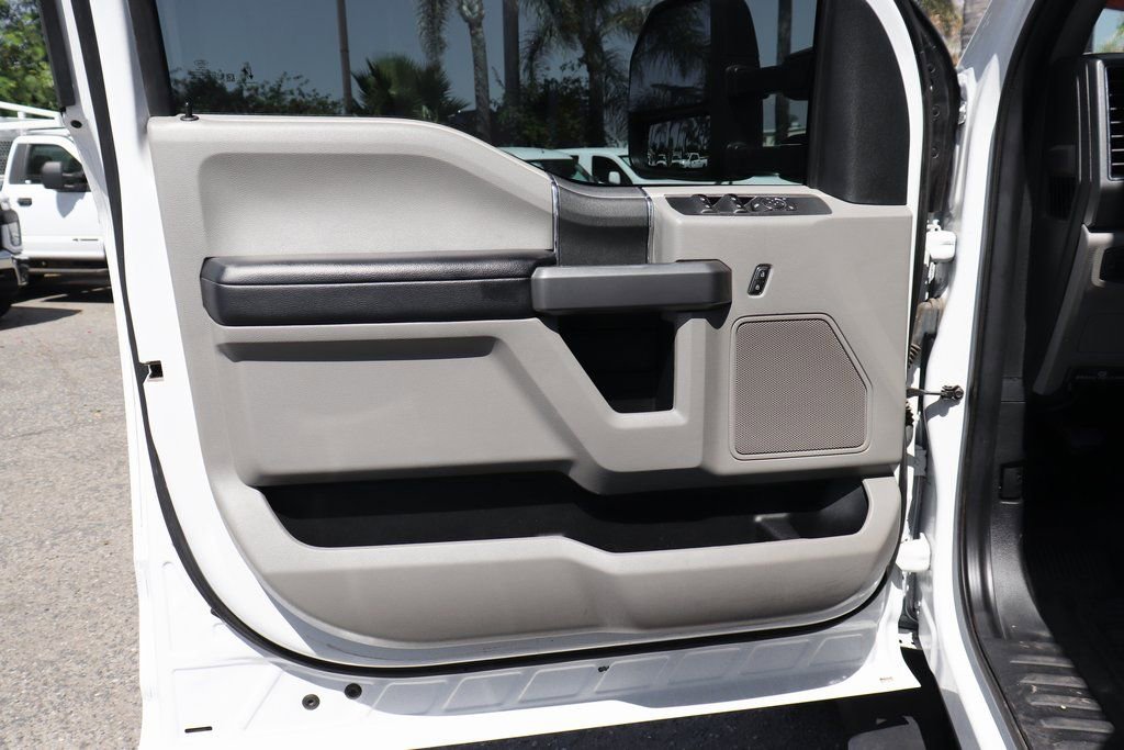 Used 2021 Ford F550 2WD Crew Cab Super Duty image 21