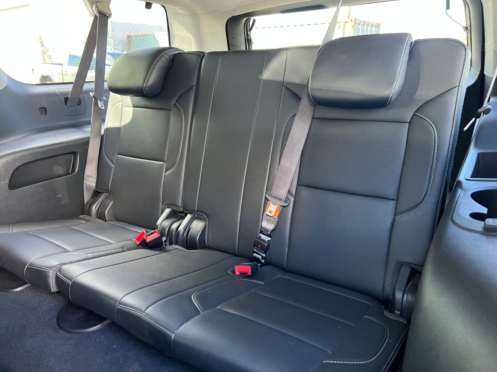 Used 2020 Chevrolet Suburban Premier image 32