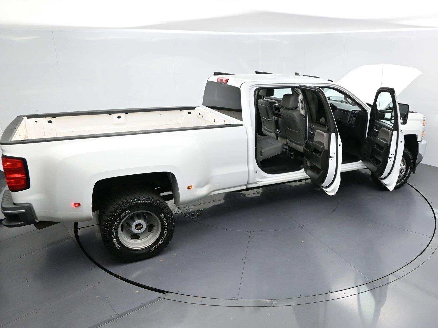 Used 2015 Chevrolet Silverado 3500 W/T w/ WT Convenience Package RWD image 34