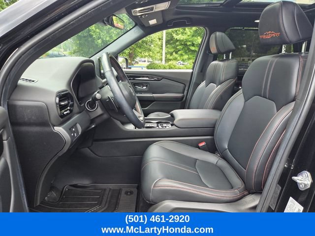 Certified 2025 Honda Pilot TrailSport image 11