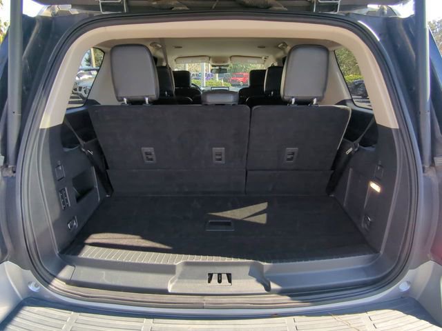 Used 2024 Ford Expedition XLT image 14